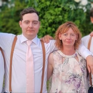 Meet your Posher, Denise